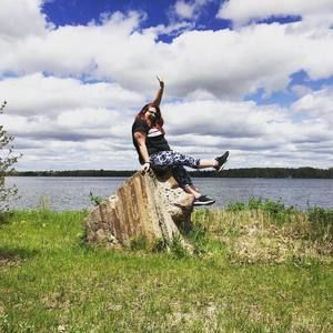 Meet your Posher, Victoria